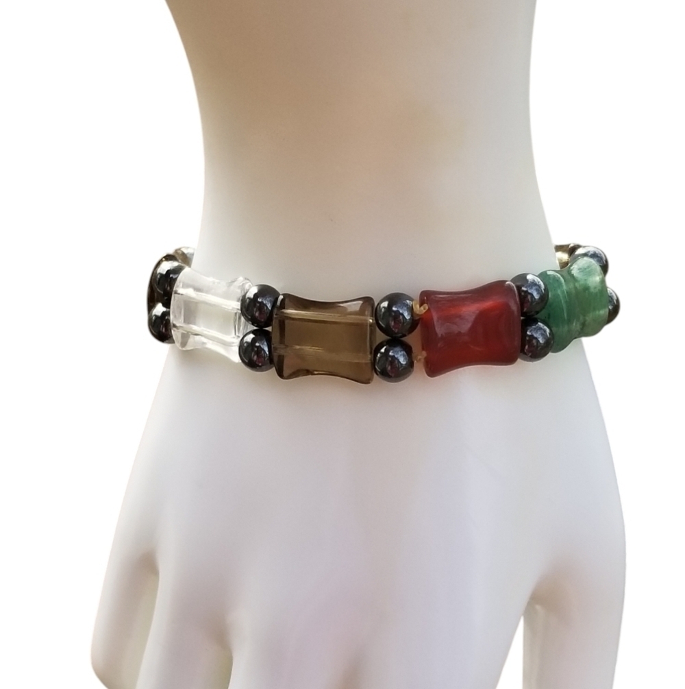VINTAGE JADE, CARNELIAN AGATE, QUARTZ & GLASS STRETCH BRACELET